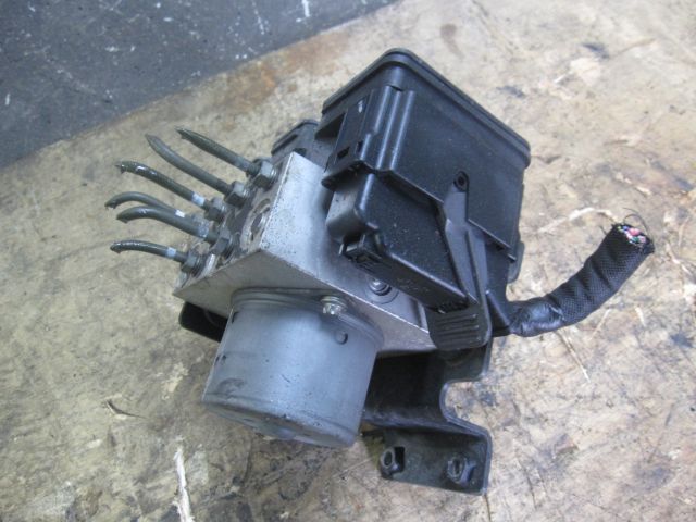 ABSアクチュエーター