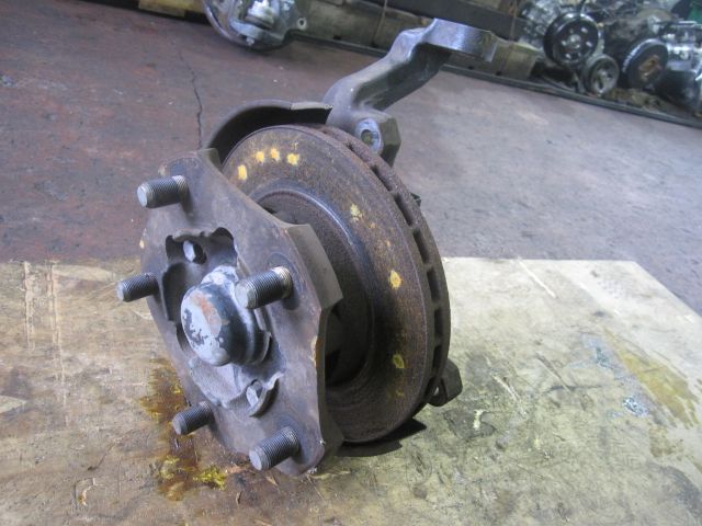 ナックルAy1軸目(左)