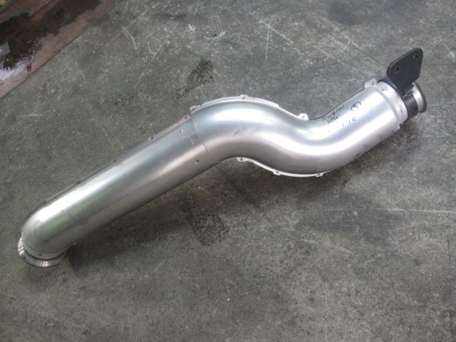 マフラーパイプ