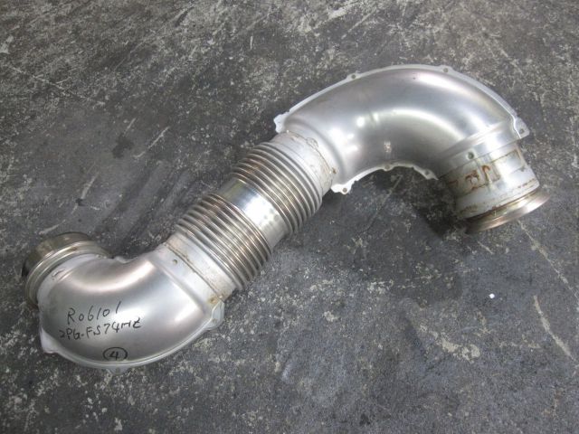 マフラーパイプ