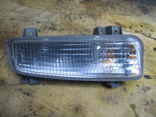 ウィンカー(右)