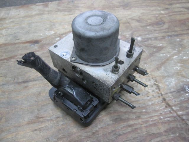 ABSアクチュエーター