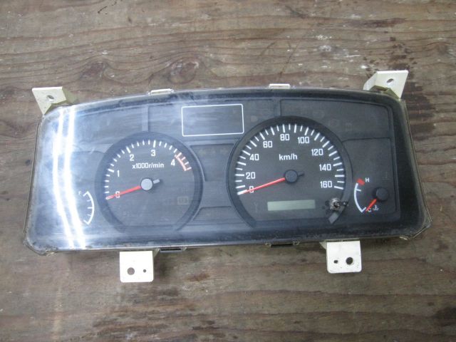 スピードメーター