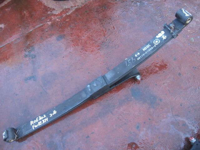 リーフスプリングAy(前右)