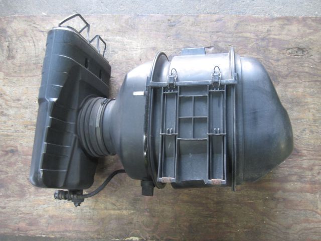 エアクリーナー