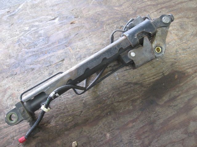 チルトシリンダー