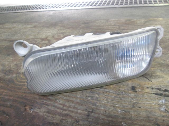 フォグランプ(左)