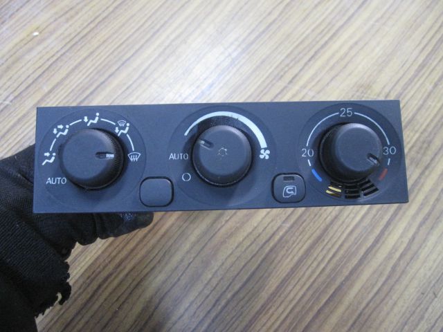 エアコンパネル