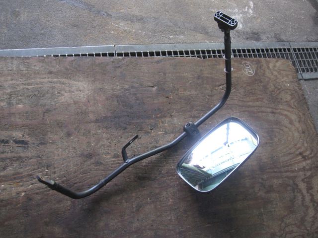 サイドミラーAy(右)