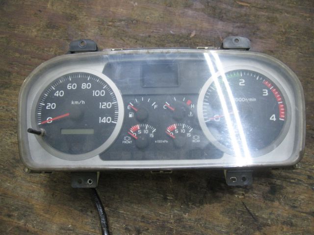 スピードメーター