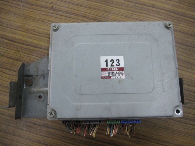 ミッションコンピューター