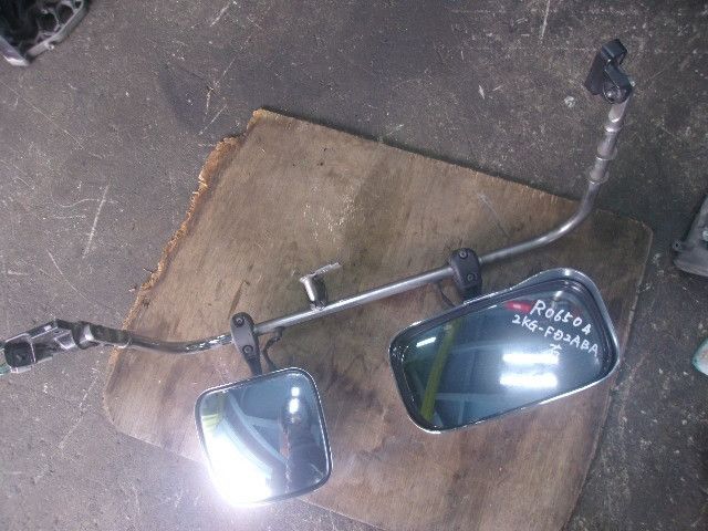 サイドミラーAy(右)