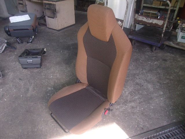 ドライバーシート