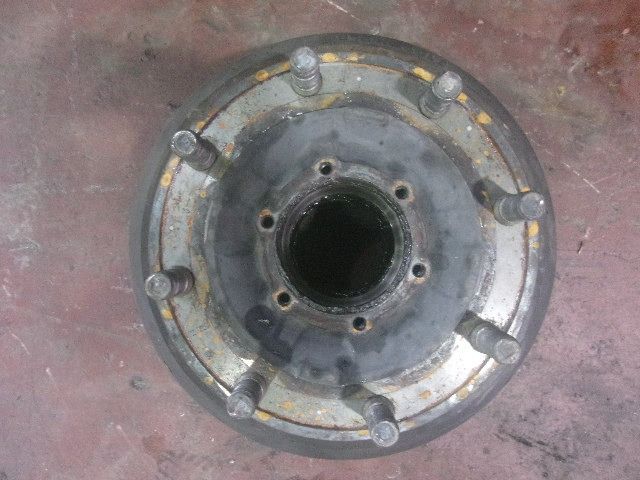 ハブドラAy(前左)