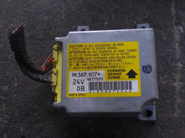 エアバッグコンピューター