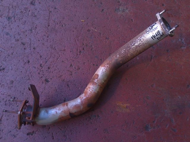 マフラーパイプ