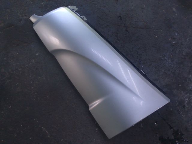 コーナーパネル(右)