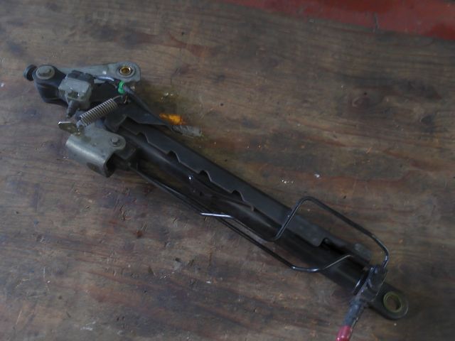 チルトシリンダー