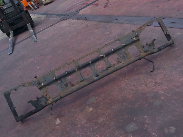 Fバンパーその他