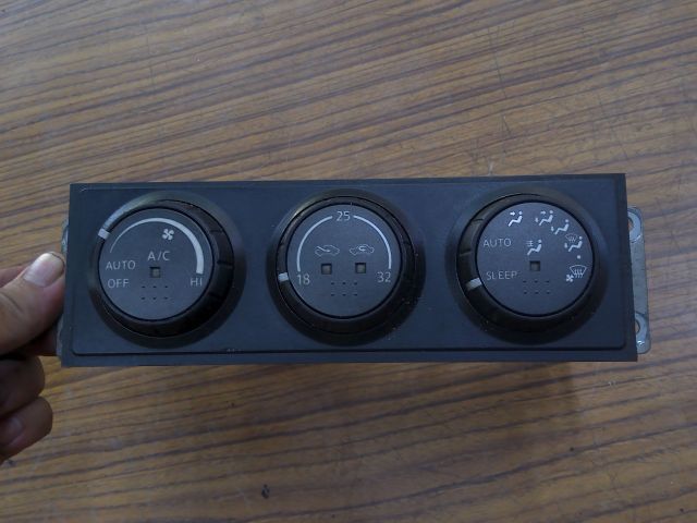 エアコンパネル