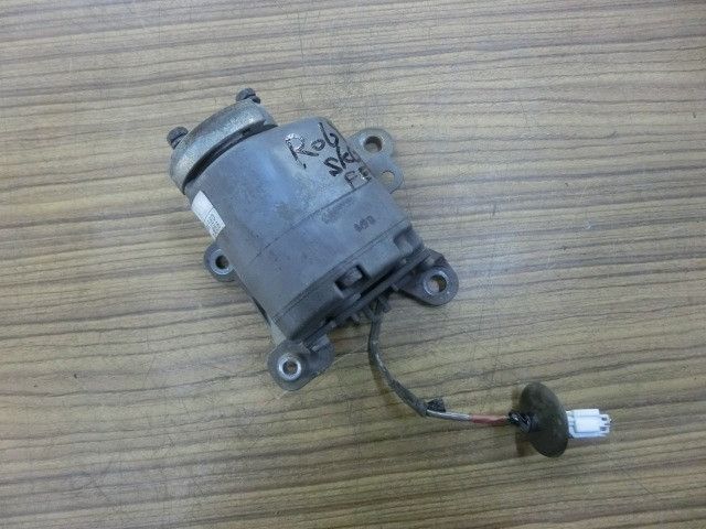 ミラーモーター(左)