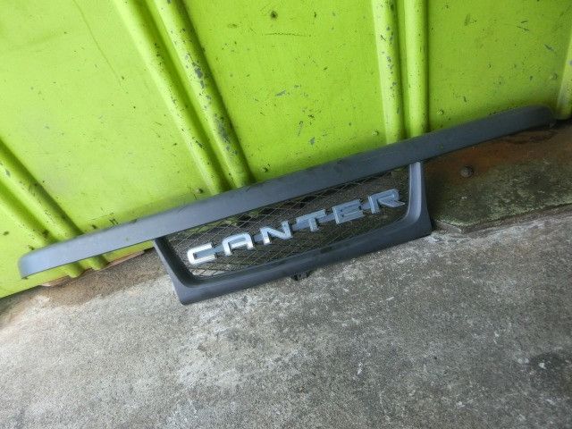 ラジエーターグリル