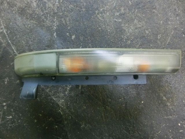 ウィンカー(右)