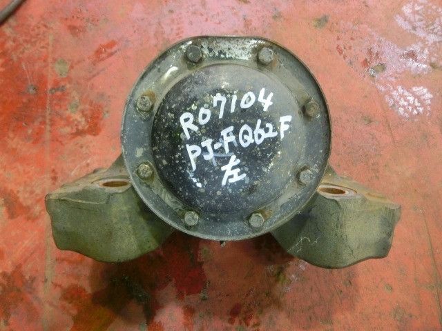 スプリングサドル(左)