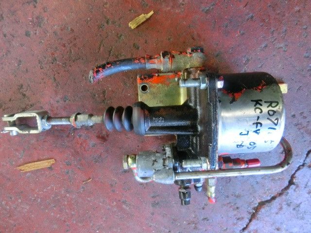 クラッチブースター