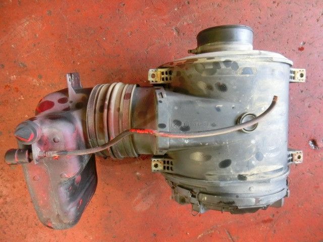 エアクリーナー