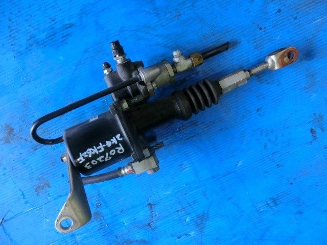 クラッチブースター