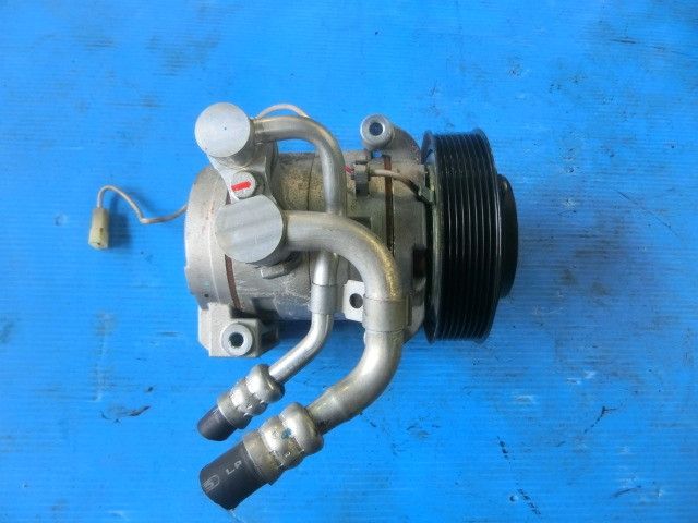 ACコンプレッサー