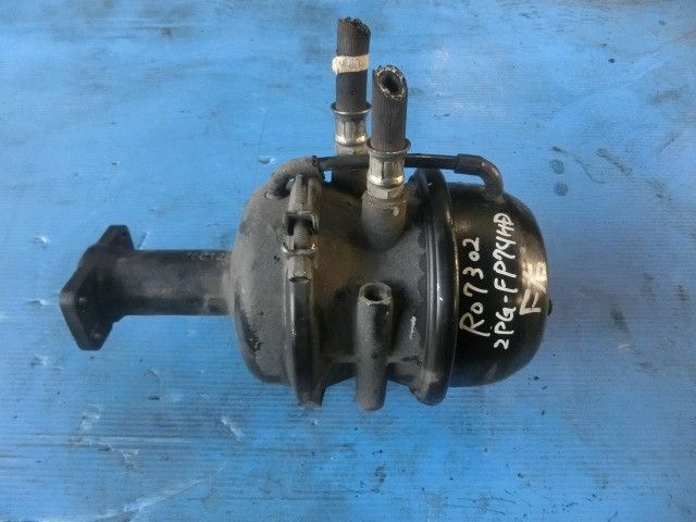 ブレーキチャンバー(前右)