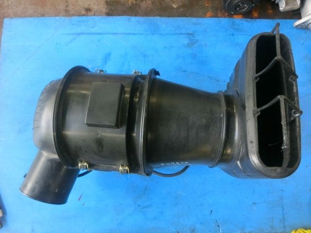 エアクリーナー