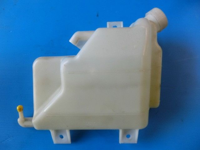 ラジエーターサブタンク