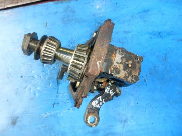 ナックルAy1軸目(左)