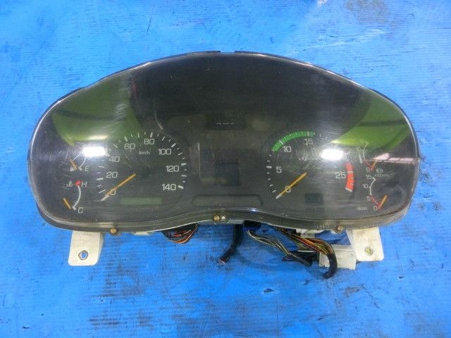 スピードメーター