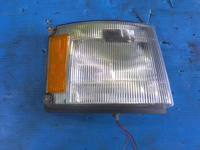 コーナーランプ(右)