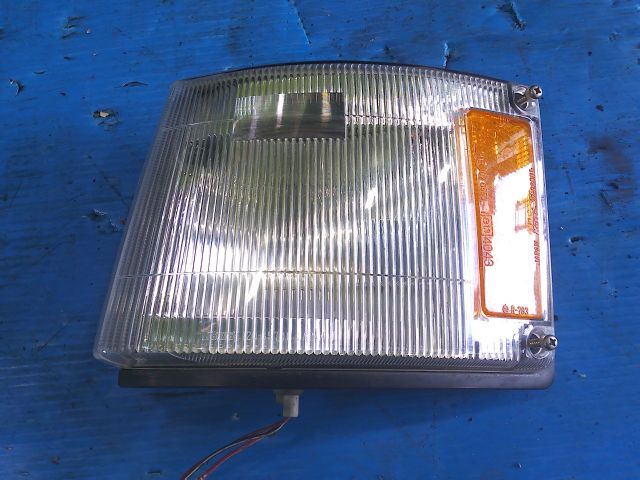 コーナーランプ(左)