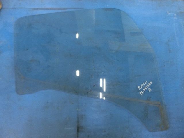 Fドアガラス(右)