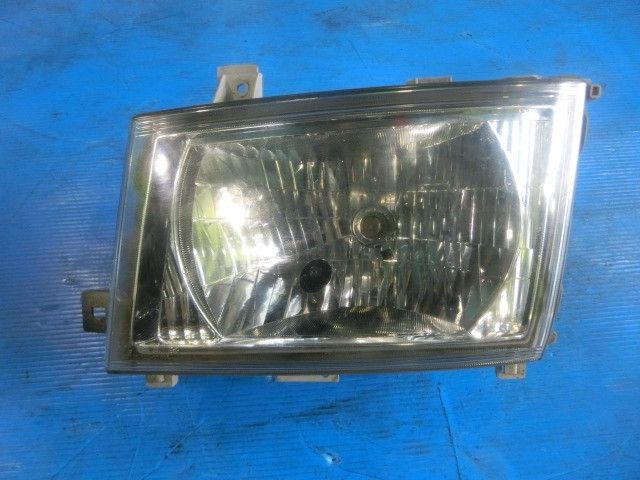 ヘッドライトAy(左)