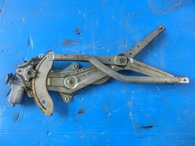 Fドアレギュレーター(右)