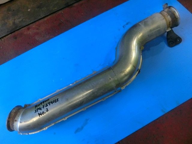 マフラーパイプ