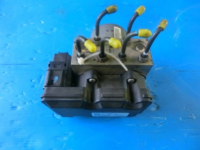 ABSアクチュエーター