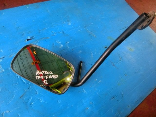 サイドミラーAy(左)