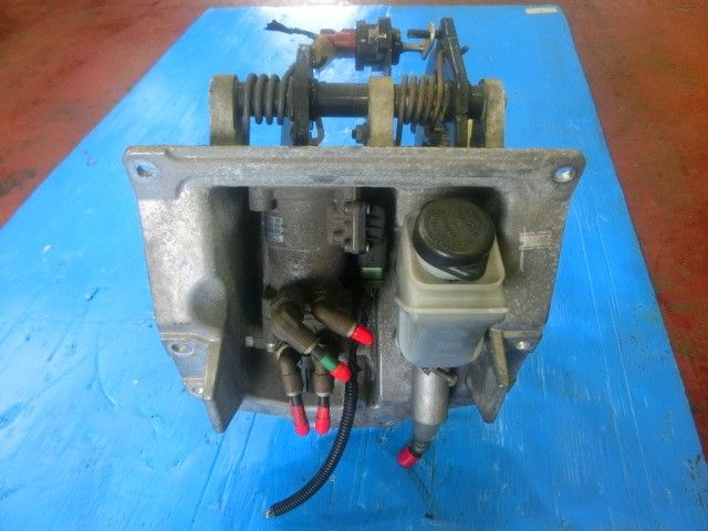 ブレーキバルブ