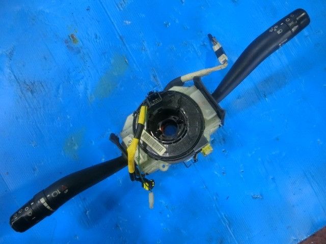 コンビネーションスイッチ