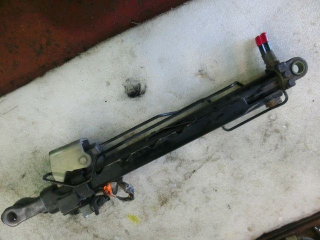 チルトシリンダー