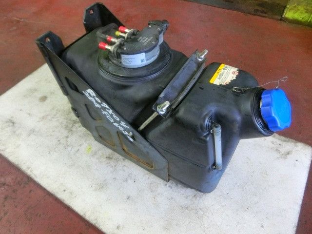 アドブルータンク