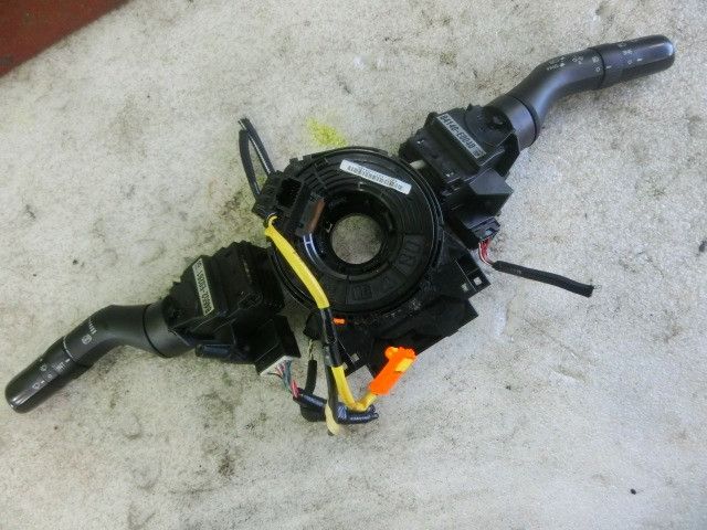 コンビネーションスイッチ